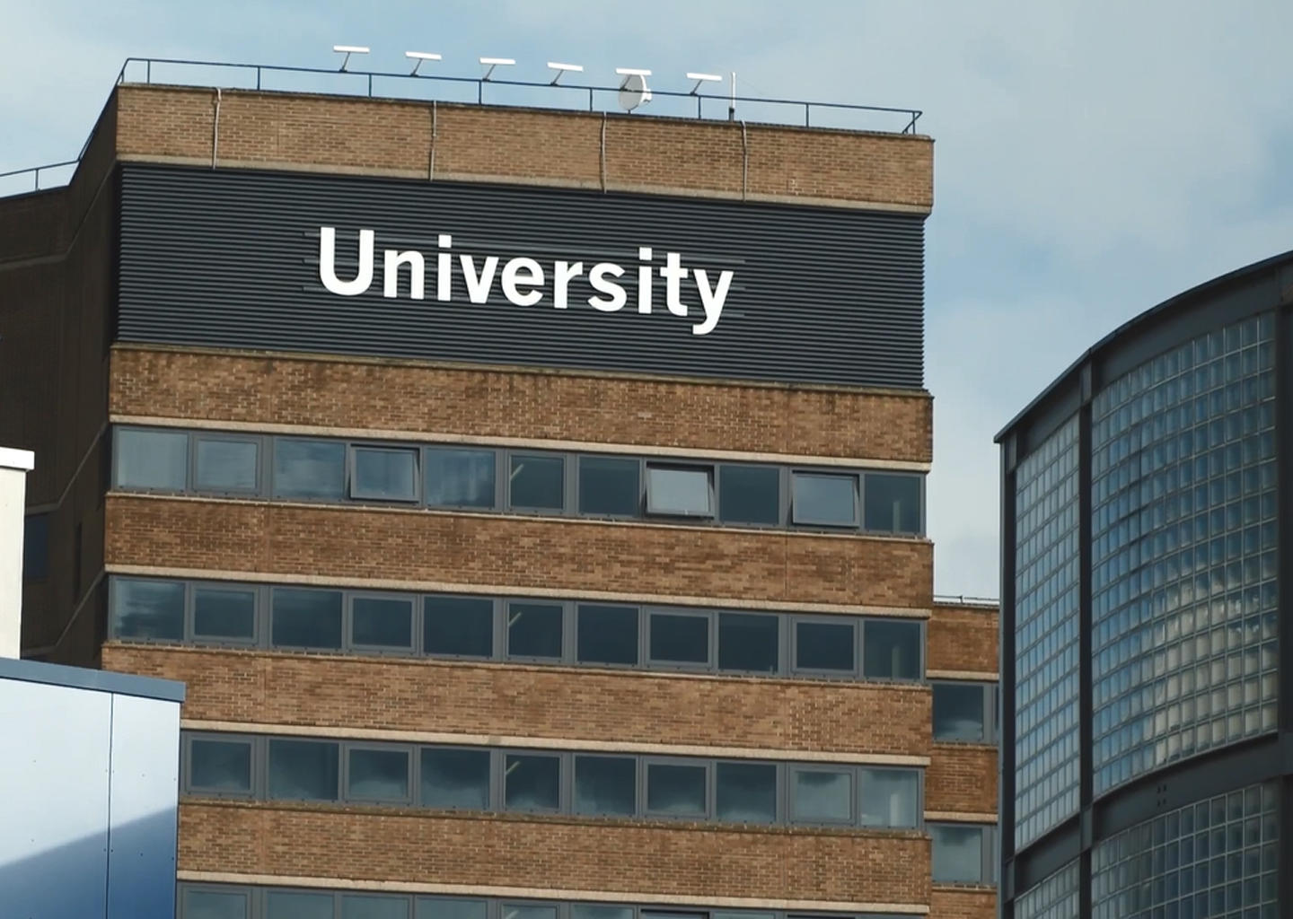 University of Huddersfield, UK Ranking, Reviews, Courses, Tuition Fees